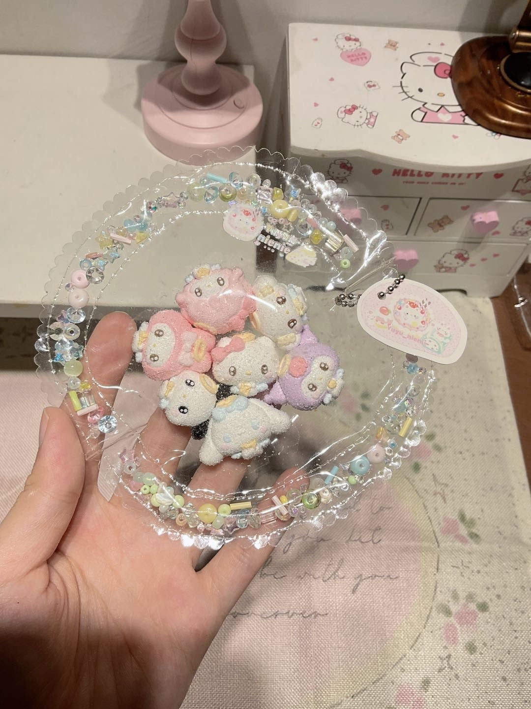 L2-Seven Little Sanrio Character Taba Squishy Cute Squishy Toy