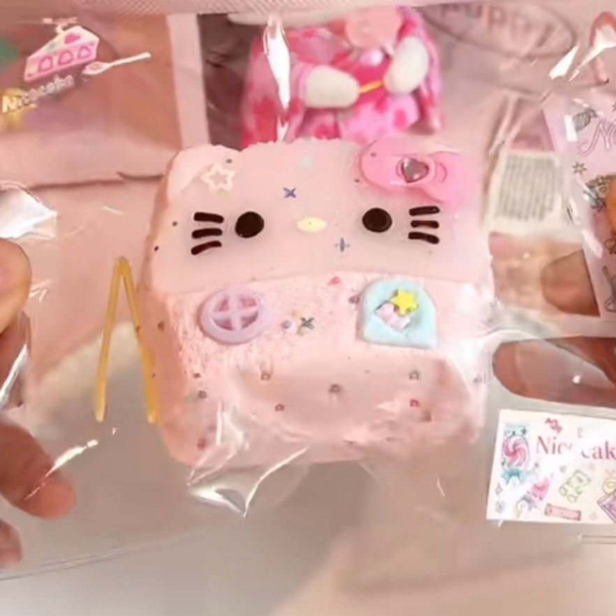 Hello Kitty House Taba Squishy Toy Cute Sanrio Collectible Squishy